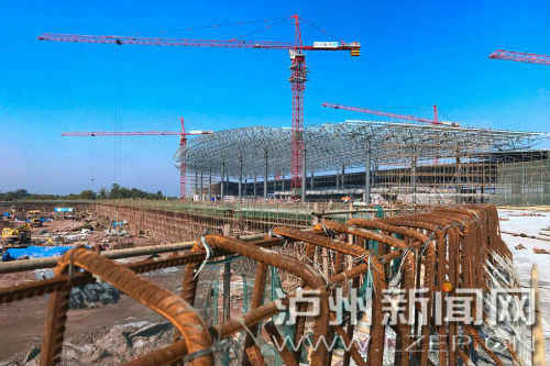 州云龍機場正全速推進建設(shè)，確保7月1日前投入運行。 瀘州日報記者 牟科 攝3